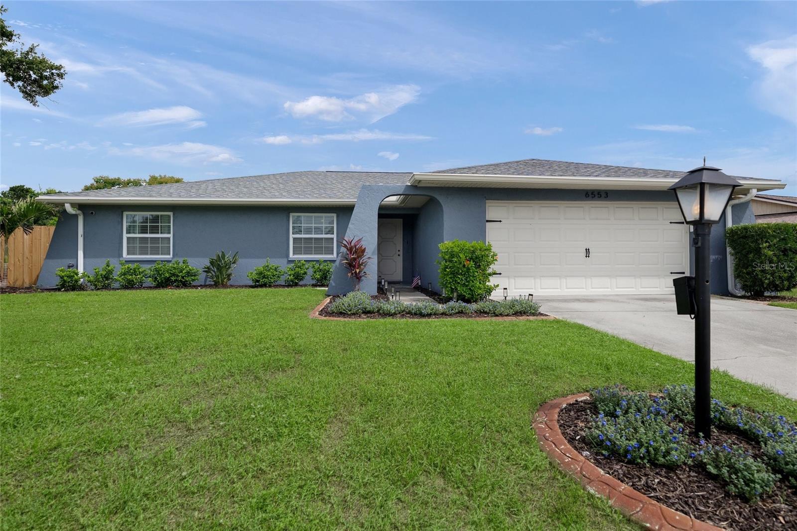 LAKE SARASOTA - Residential