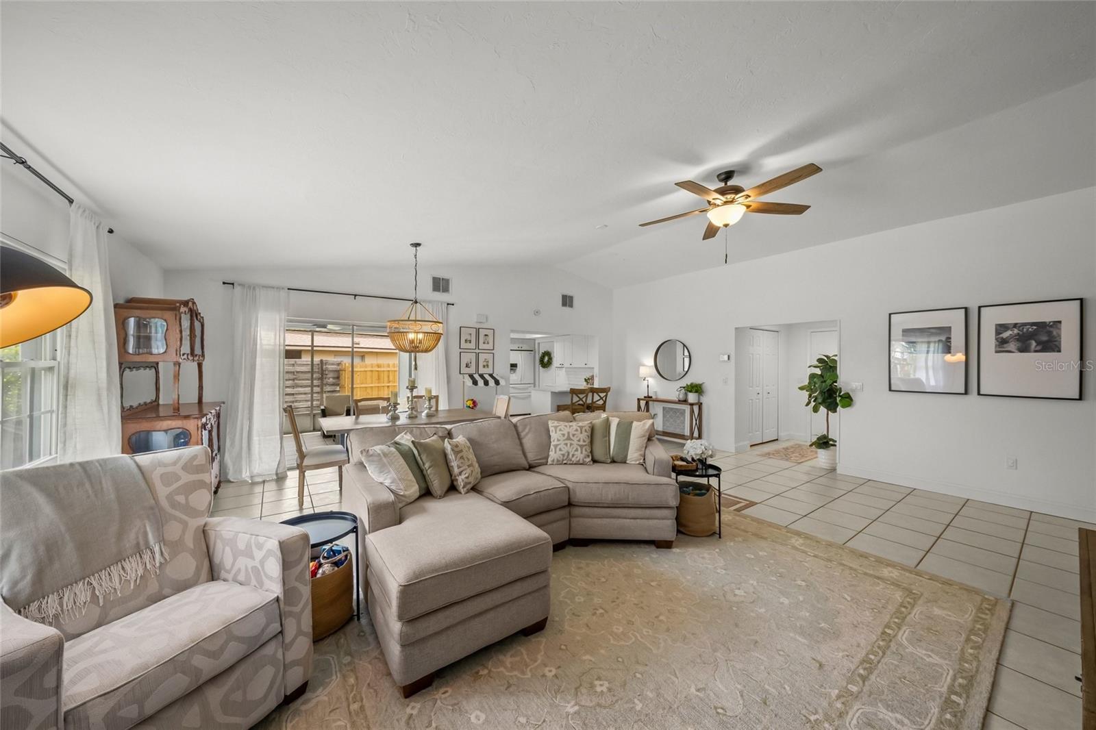 LAKE SARASOTA - Residential
