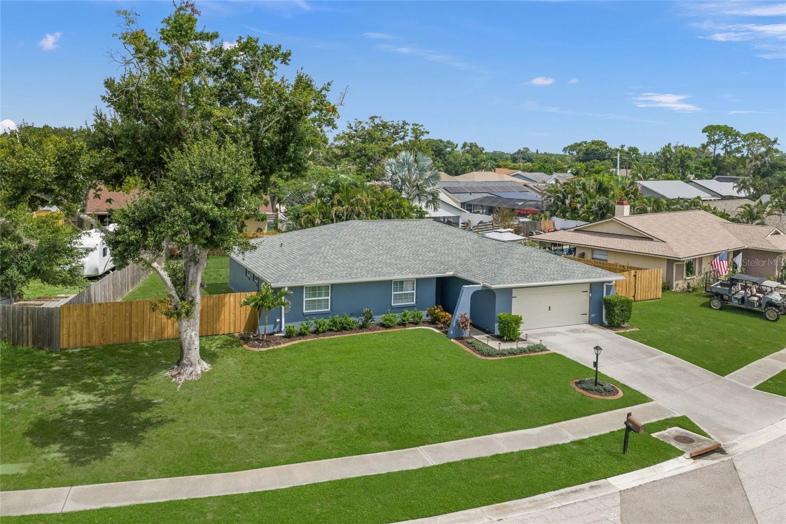LAKE SARASOTA - Residential