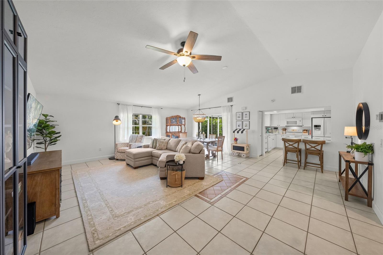 LAKE SARASOTA - Residential