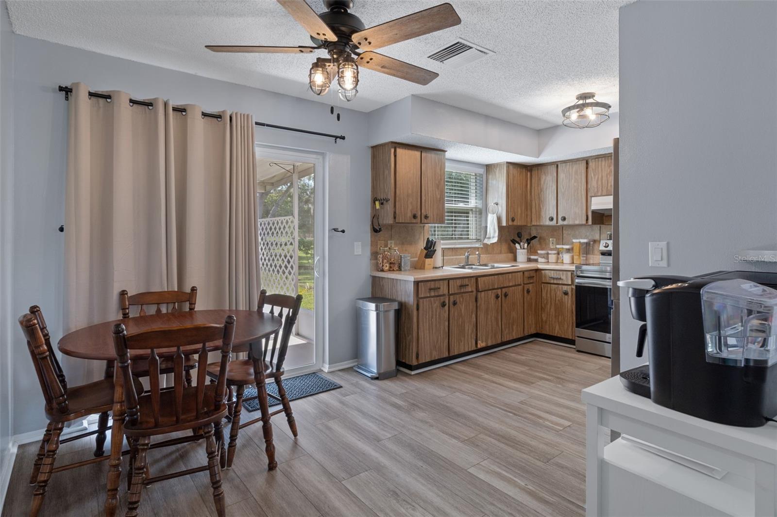 HOMOSASSA UNIT 04 - Residential