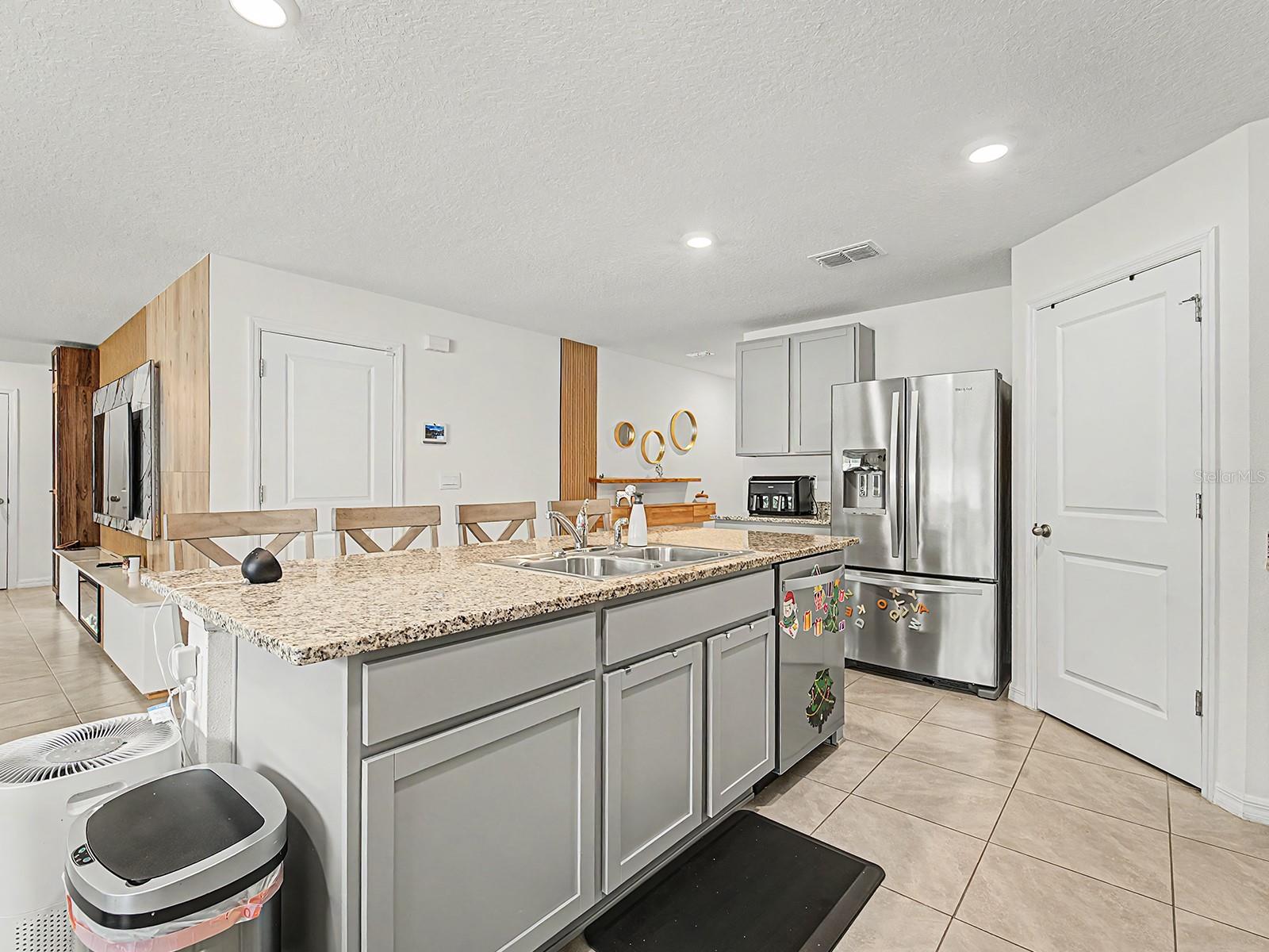 HAYS ROAD - Residential