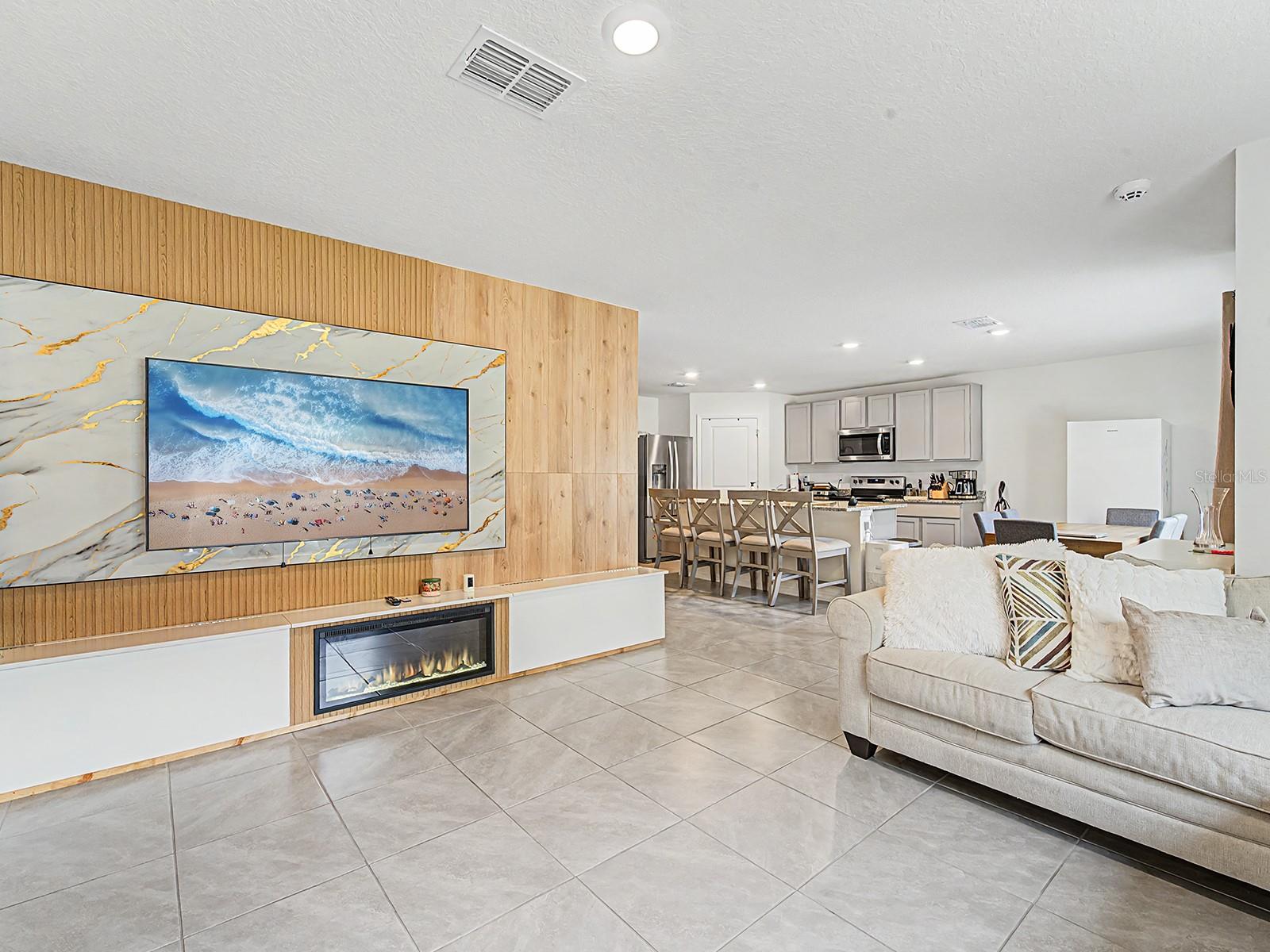HAYS ROAD - Residential