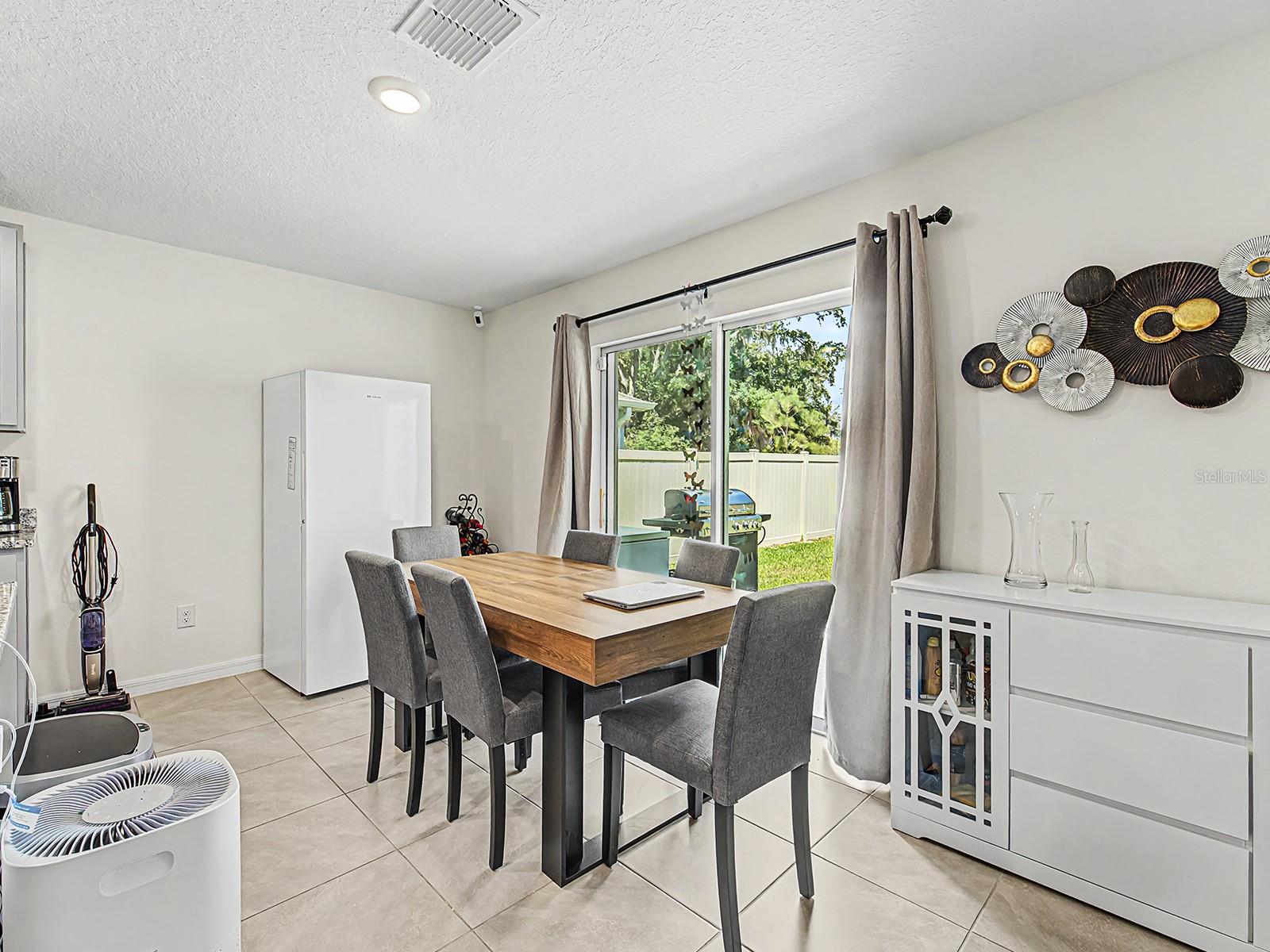 HAYS ROAD - Residential