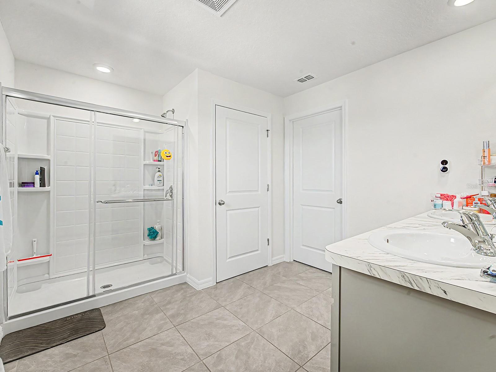HAYS ROAD - Residential
