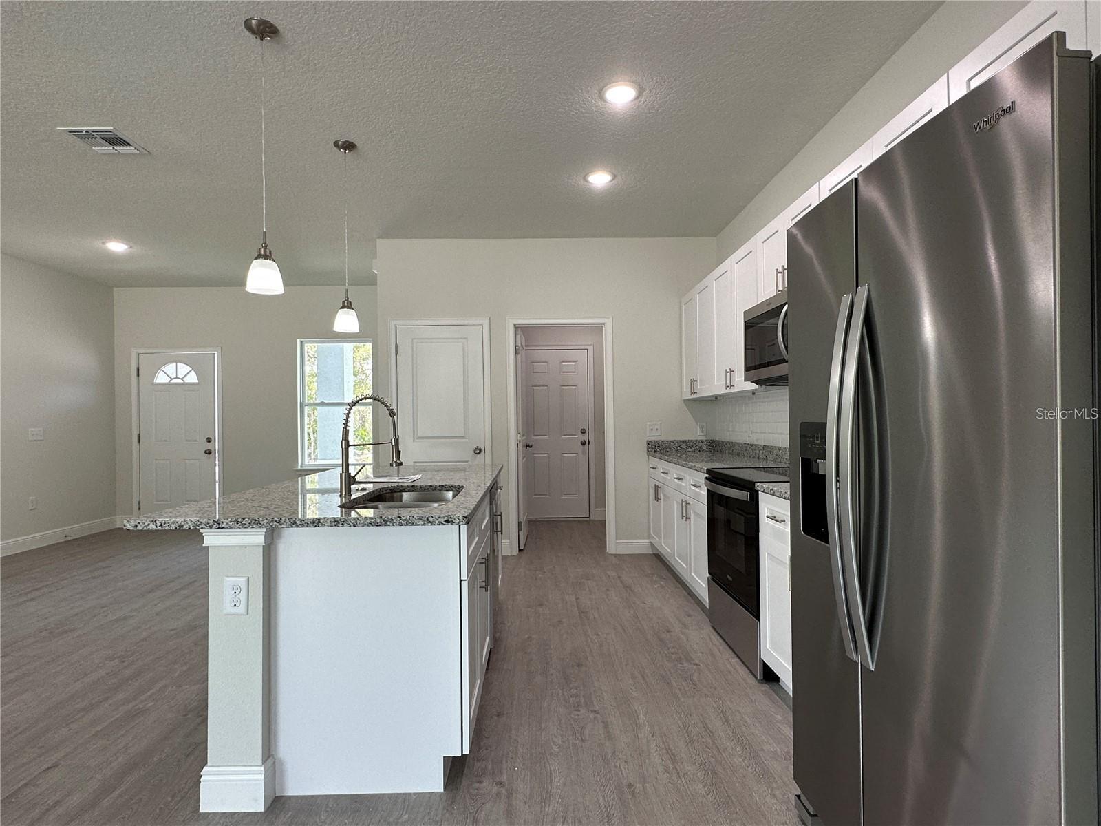 POINCIANA NBRHD 02 VILLAGE 08 - Residential Lease