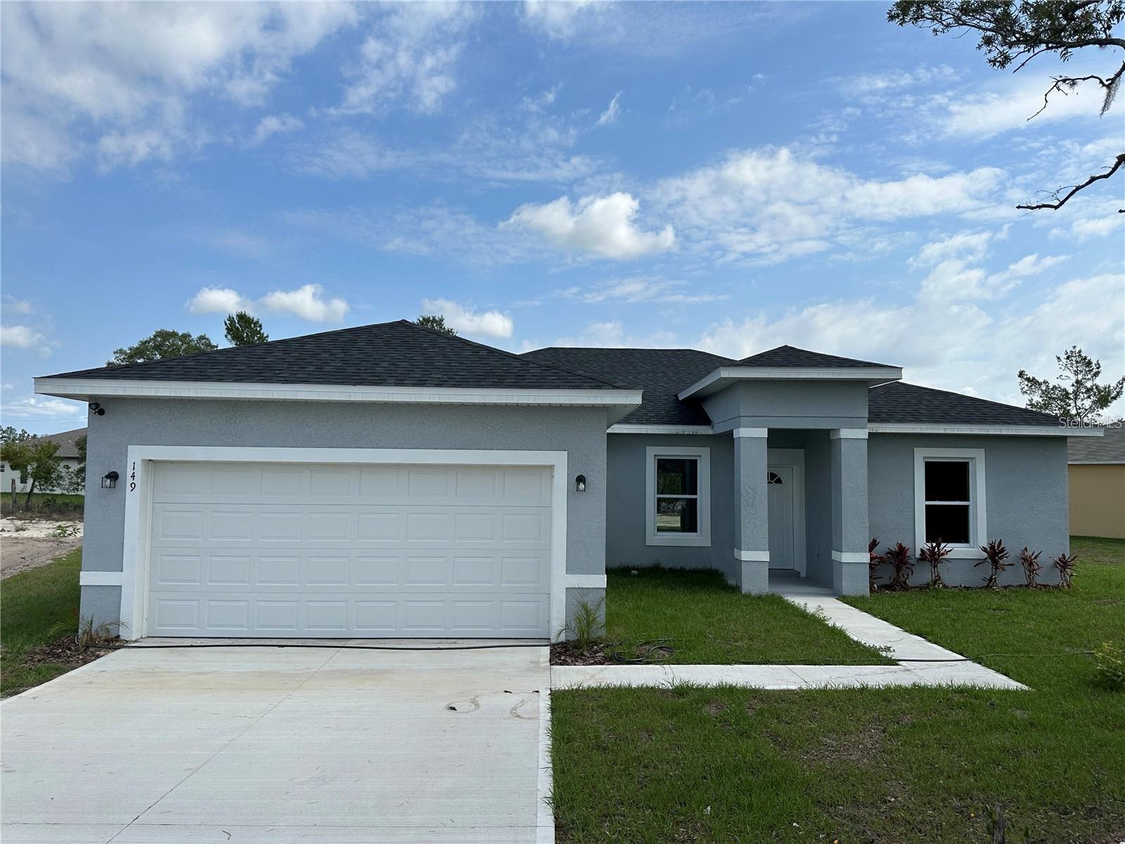 If you're searching for the perfect rental home, your search ends here! 
Located in a wonderful and welcoming community, this home offers the comfort, space, and convenience you've been looking for. Featuring 4 spacious bedrooms and 2 full bathrooms, it is ideal for families, remote workers, or anyone who appreciates extra room for guests and everyday living.

The open-concept floor plan creates a bright and inviting atmosphere, perfect for entertaining or spending quality time with family and friends. Each bedroom is thoughtfully designed to provide comfort and privacy, making it easy to relax after a busy day.

The luxurious primary suite is a true highlight, offering an oversized layout, two walk-in closets, and a spectacular spa-inspired bathroom finished with elegant porcelain details and a beautiful soaking tub—your own private retreat.

The modern kitchen comes equipped with excellent appliances and ample space for cooking and gathering, making it a dream for anyone who enjoys preparing meals at home.

Outside, you'll appreciate the 2-car garage and expansive driveway, providing plenty of parking for residents and guests alike.

Schedule your private showing today and experience the comfort, style, and convenience of this beautiful property for yourself!