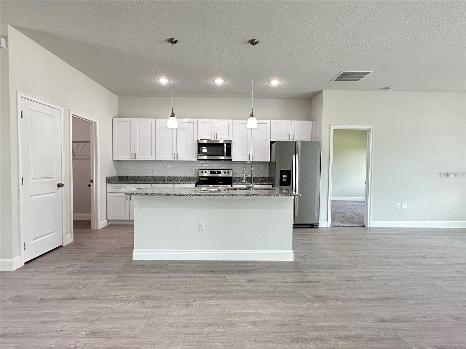 POINCIANA NBRHD 02 VILLAGE 08 - Residential Lease
