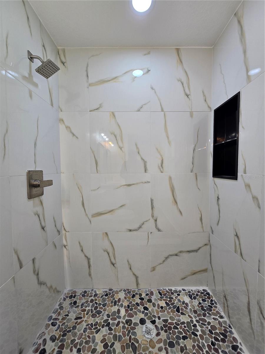 SILVER SPGS SHORES UN 44 - Residential