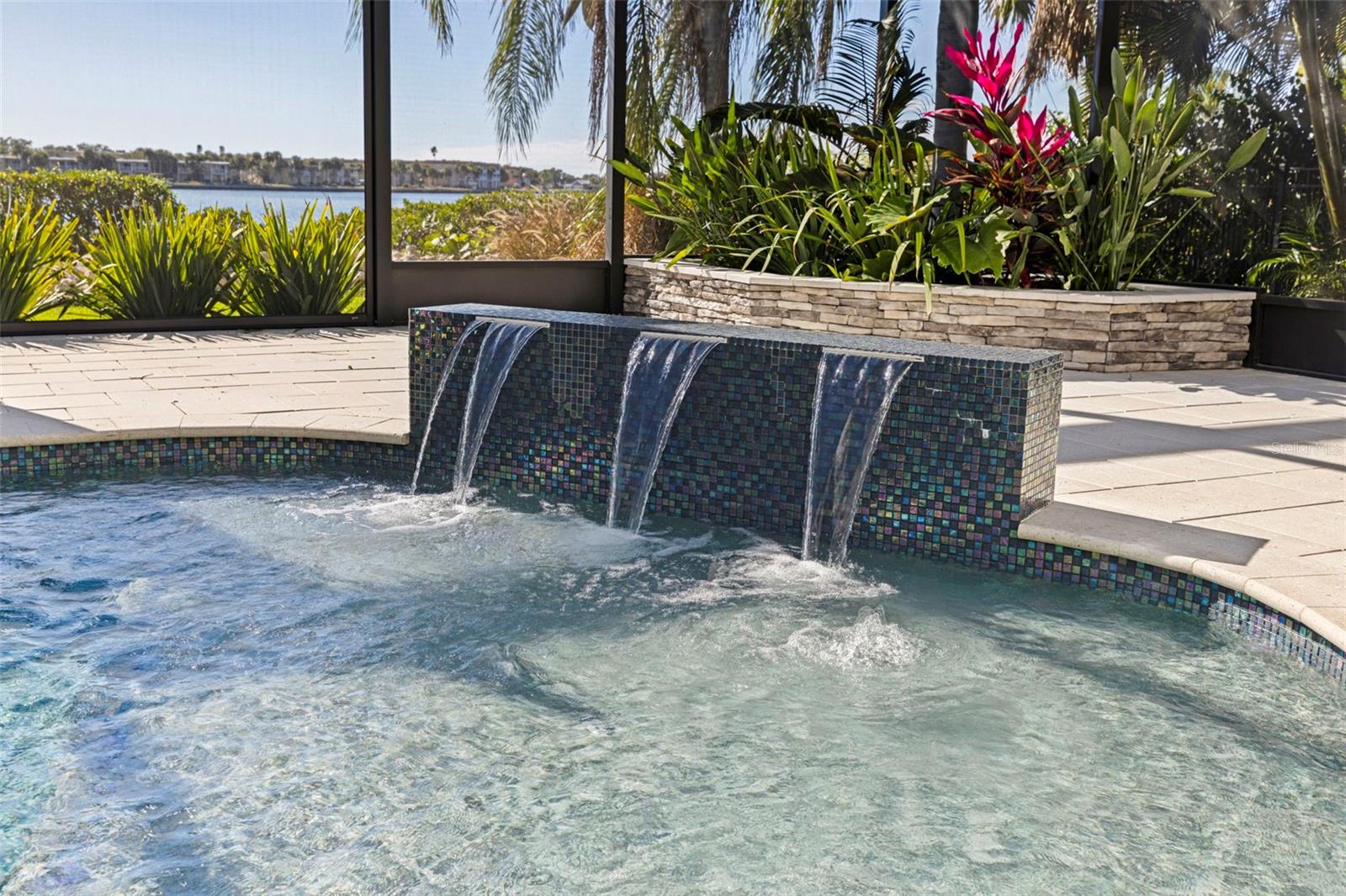 SHORE ACRES OVERLOOK SEC - Residential
