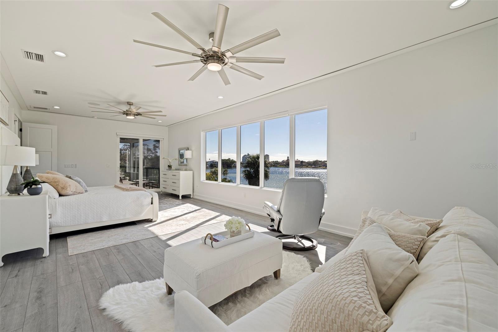 SHORE ACRES OVERLOOK SEC - Residential