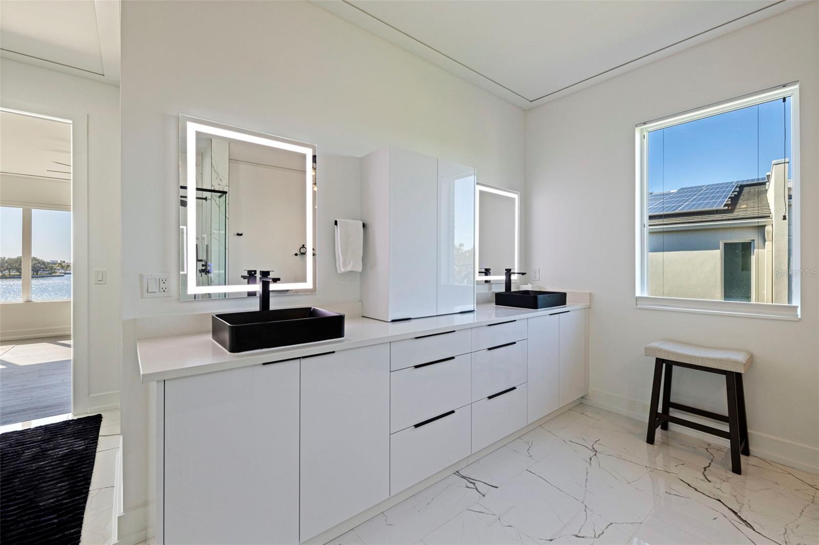 SHORE ACRES OVERLOOK SEC - Residential