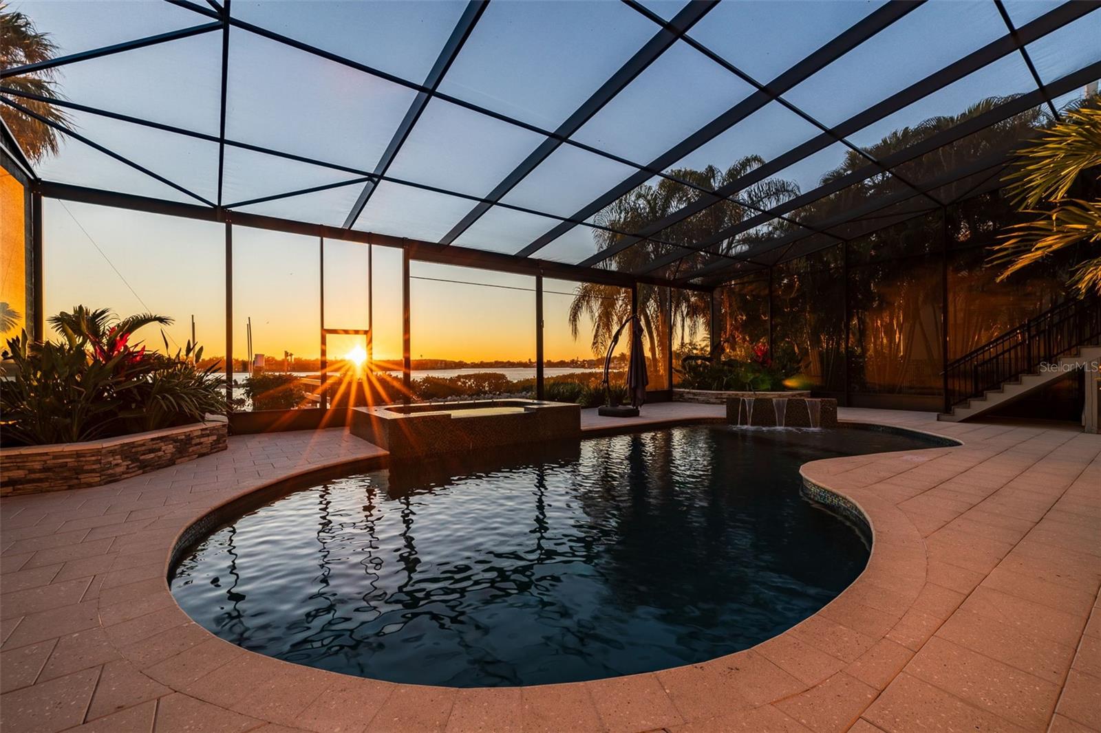 SHORE ACRES OVERLOOK SEC - Residential