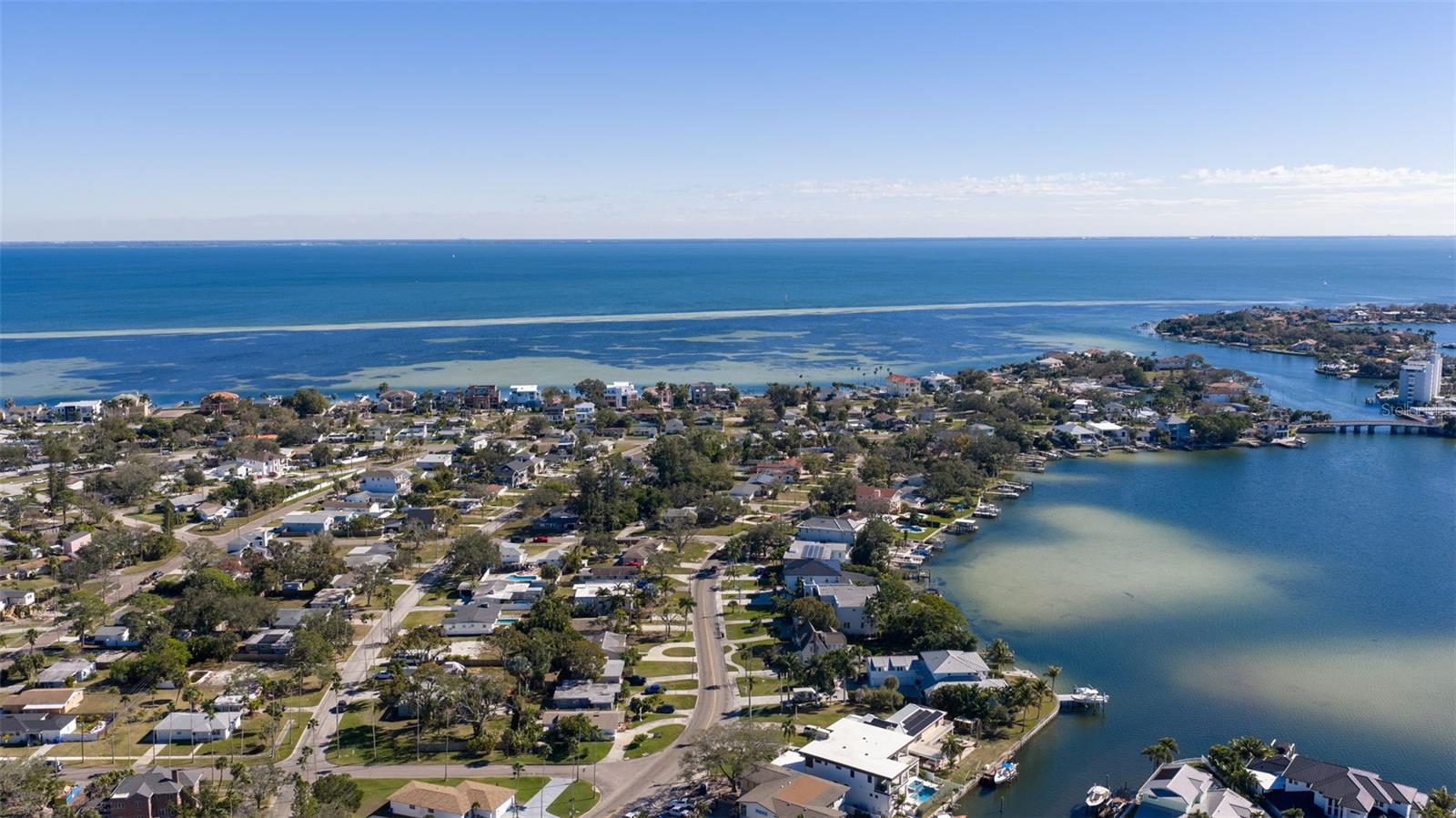 SHORE ACRES OVERLOOK SEC - Residential