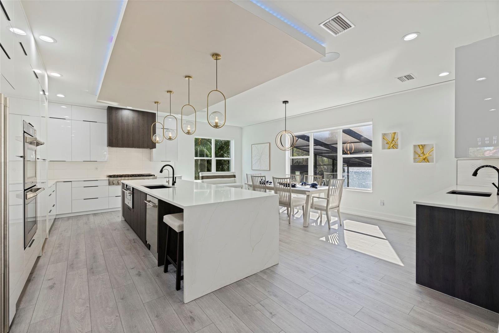 SHORE ACRES OVERLOOK SEC - Residential