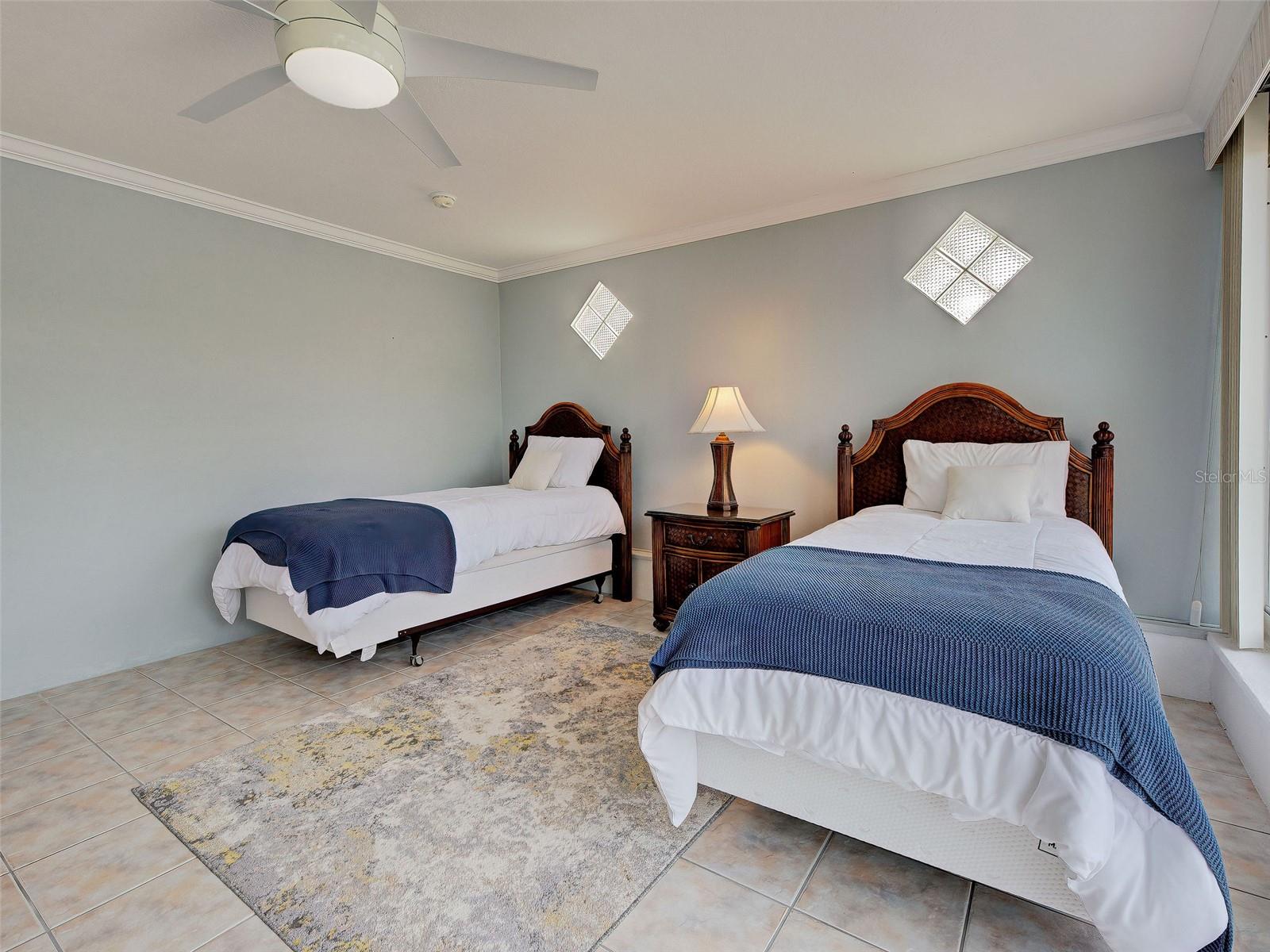SOUTH VENEZIA PARK - Residential