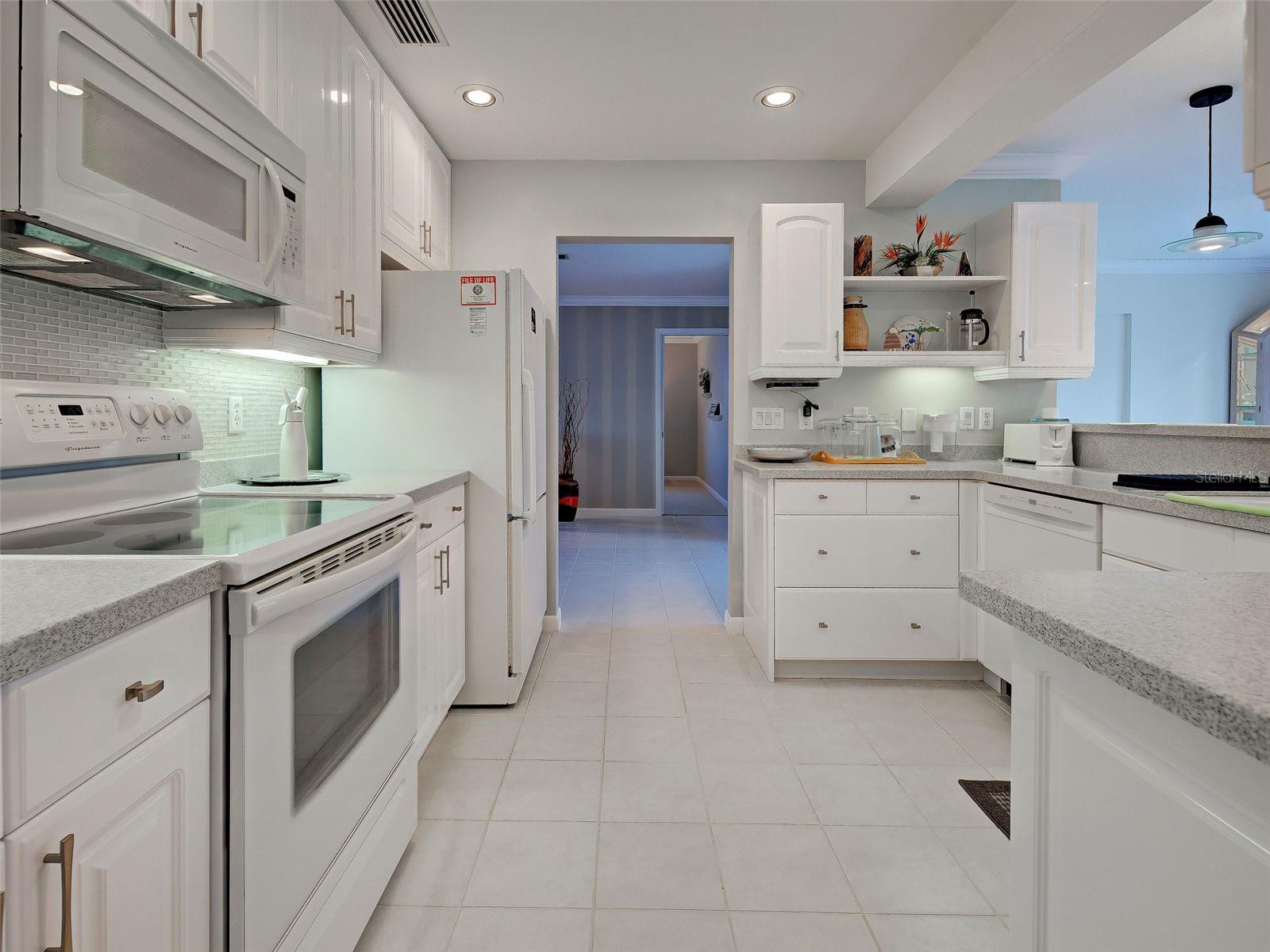 SOUTH VENEZIA PARK - Residential