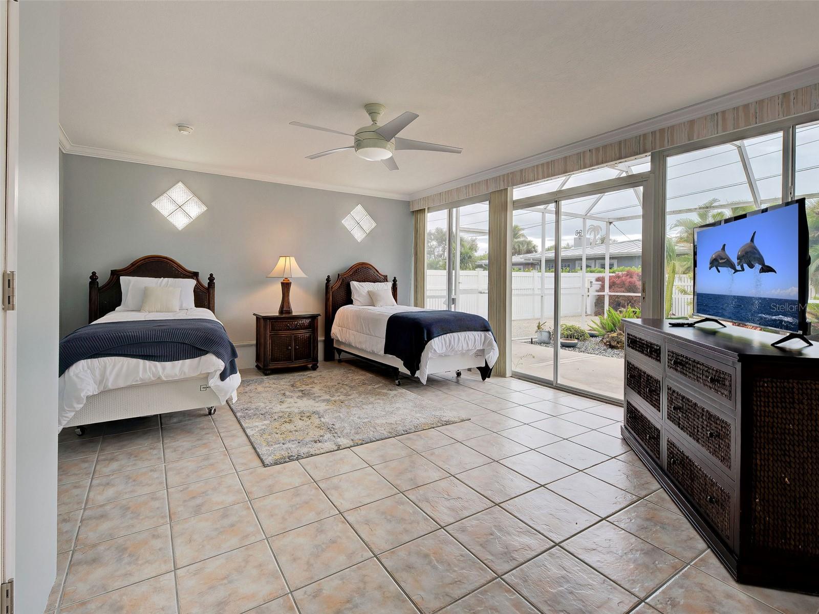 SOUTH VENEZIA PARK - Residential
