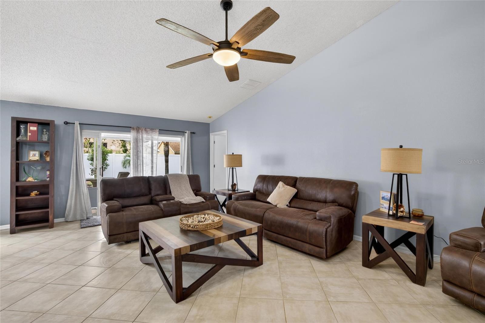 SOUTH POINTE PH 3A 3B - Residential