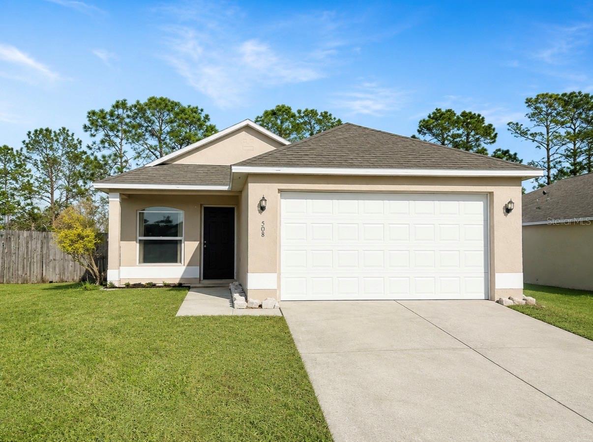 Virtually Staged. Welcome to this cozy 3 Bed/2Bath single family home nestled in a beautiful community in East Orlando around UCF. Spacious and bright living room and master bedrooms with abundant natural light for comfort. THE BACKYARD IS MASSIVE & FULLY FENCED for extra privacy and has a cement patio with room for a grill, hot tub, or patio table. Located right off major highways, it provide quick access to shopping, dining, and entertainment. Schedule a private showing and make this beautiful home your new residence. 3D tour is available on Zillow and MLS for better showing experience.