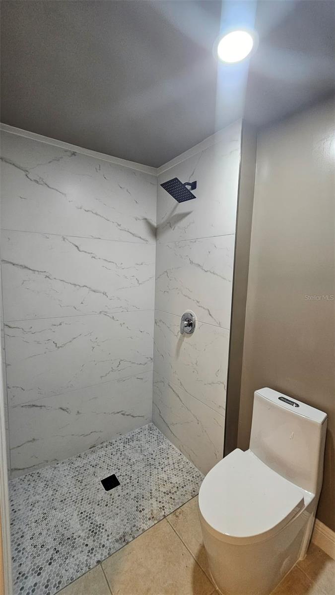 CAMPHOR HEIGHTS SUB - Residential Lease