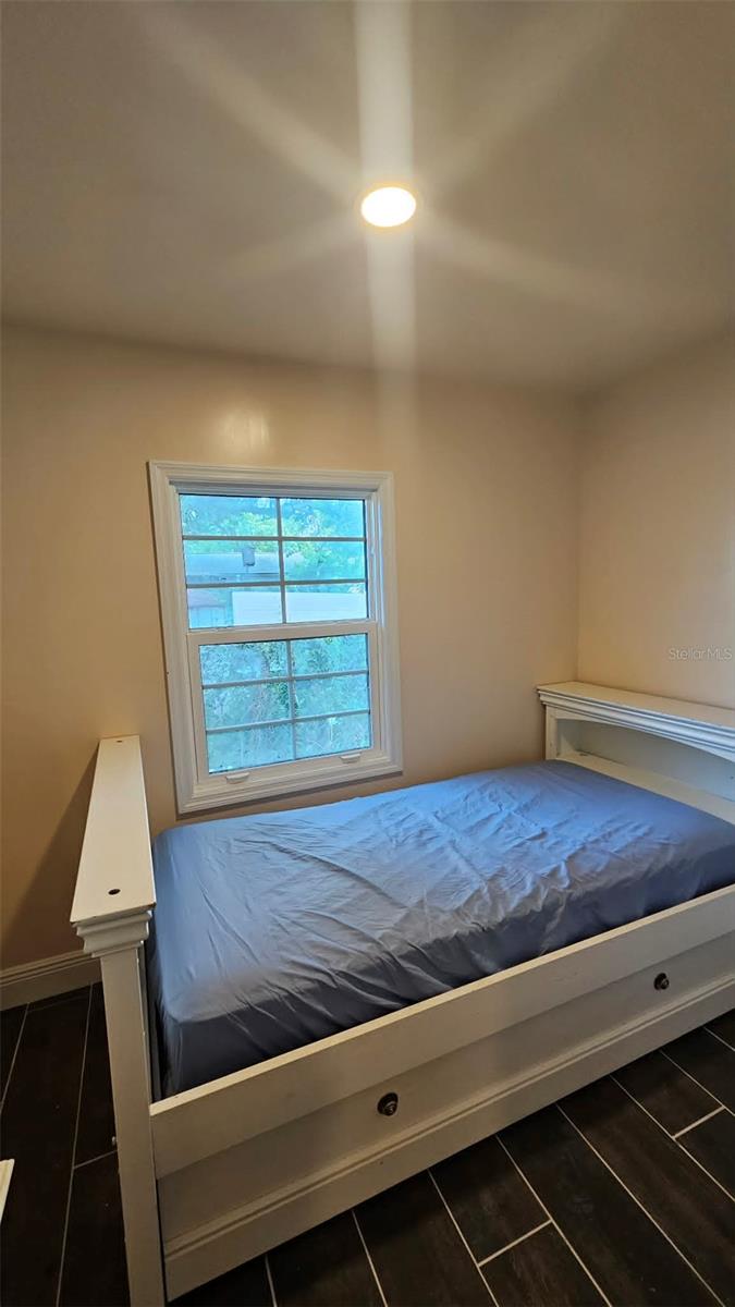 CAMPHOR HEIGHTS SUB - Residential Lease