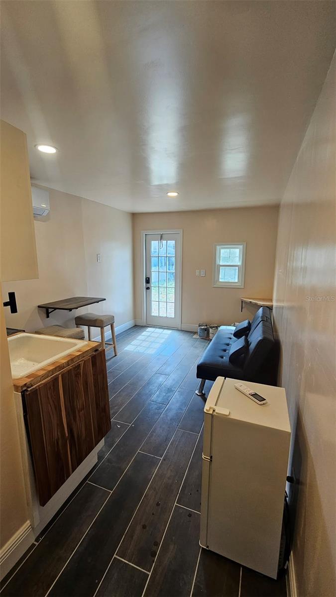 CAMPHOR HEIGHTS SUB - Residential Lease