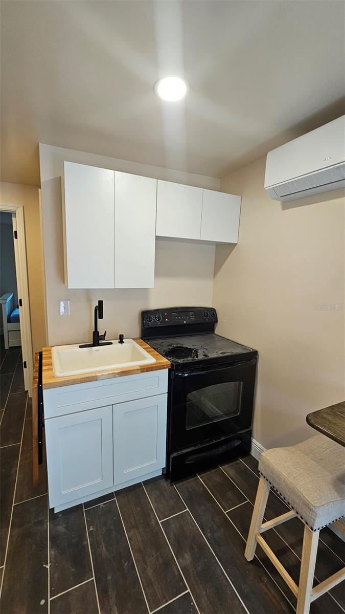 CAMPHOR HEIGHTS SUB - Residential Lease