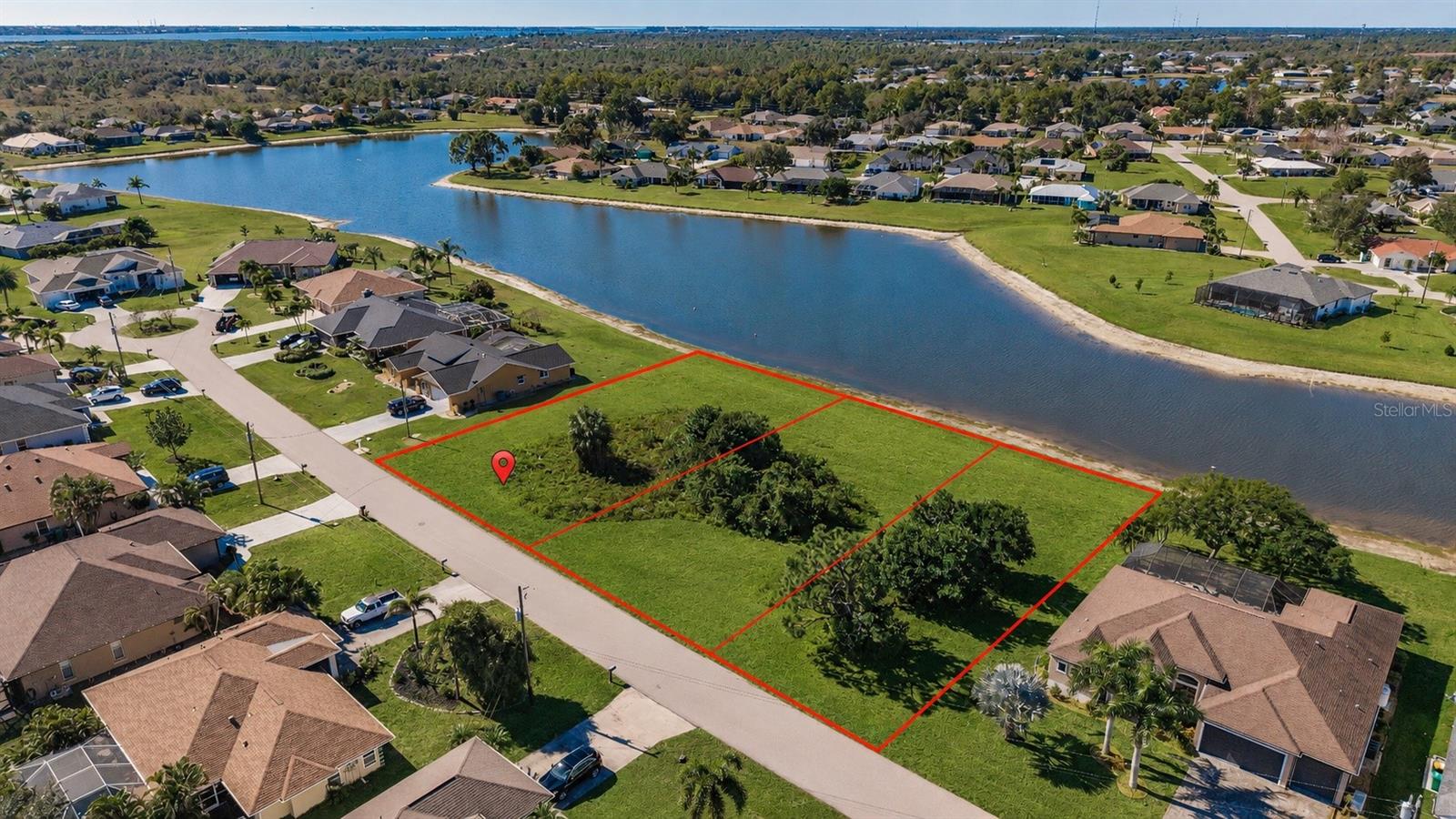 PUNTA GORDA ISLES SEC 23 - Land