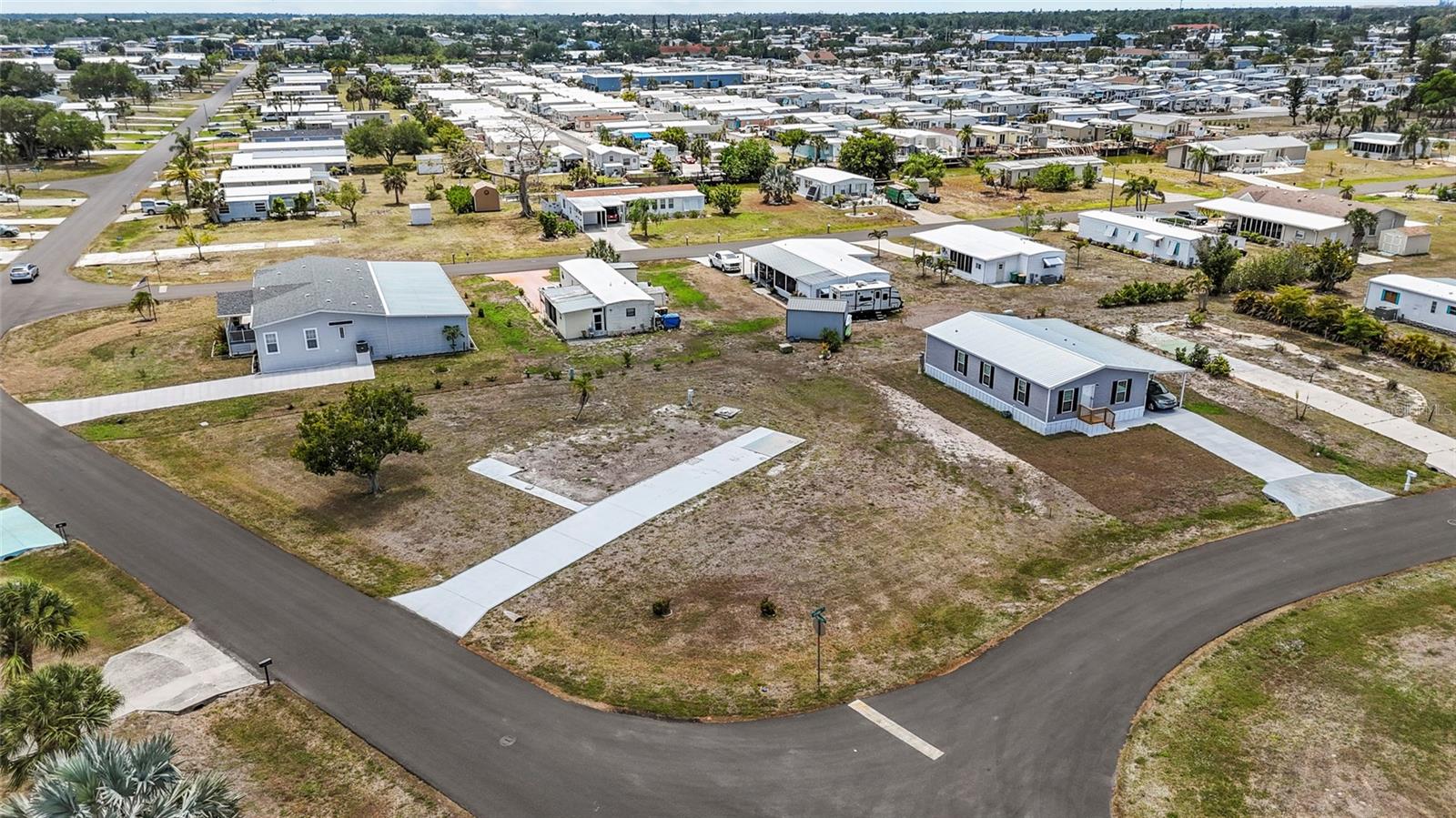 HOL MOB ESTATES 3RD ADD - Land