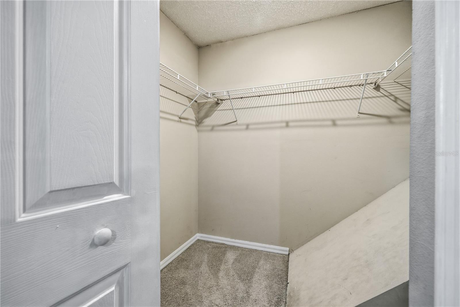 EDGEWATER PLACE - Residential