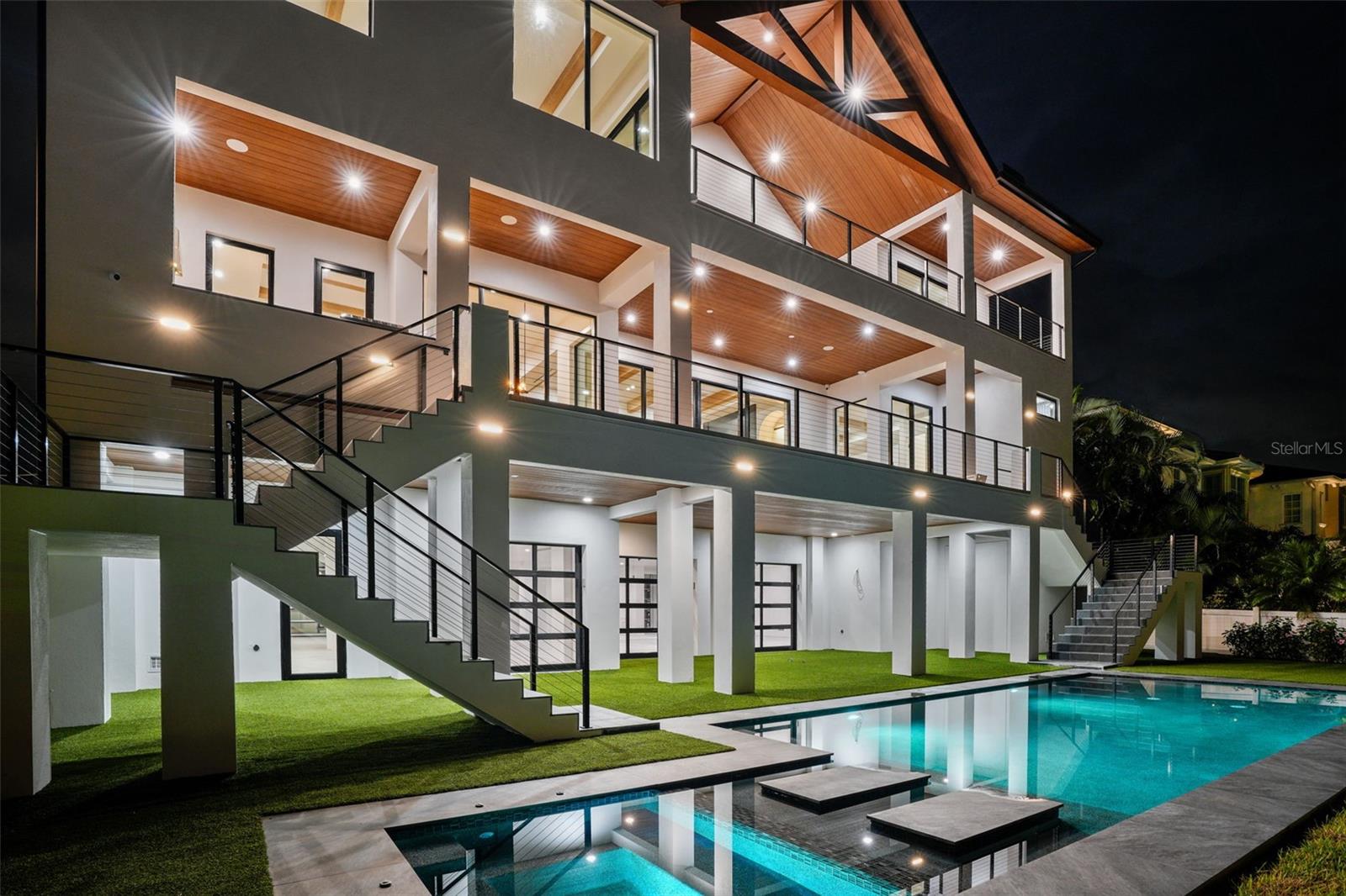 SUNSET PARK ISLES UNIT 2 - Residential