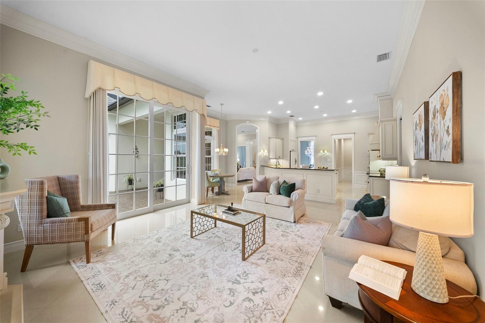 LAKE CLUB PH II UNIT 1-B - Residential