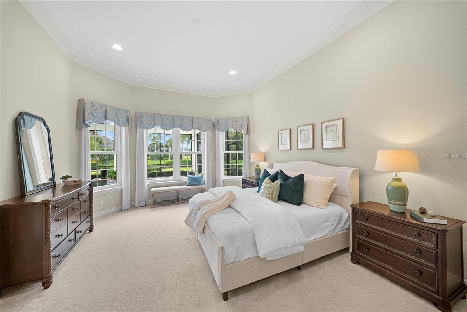 LAKE CLUB PH II UNIT 1-B - Residential