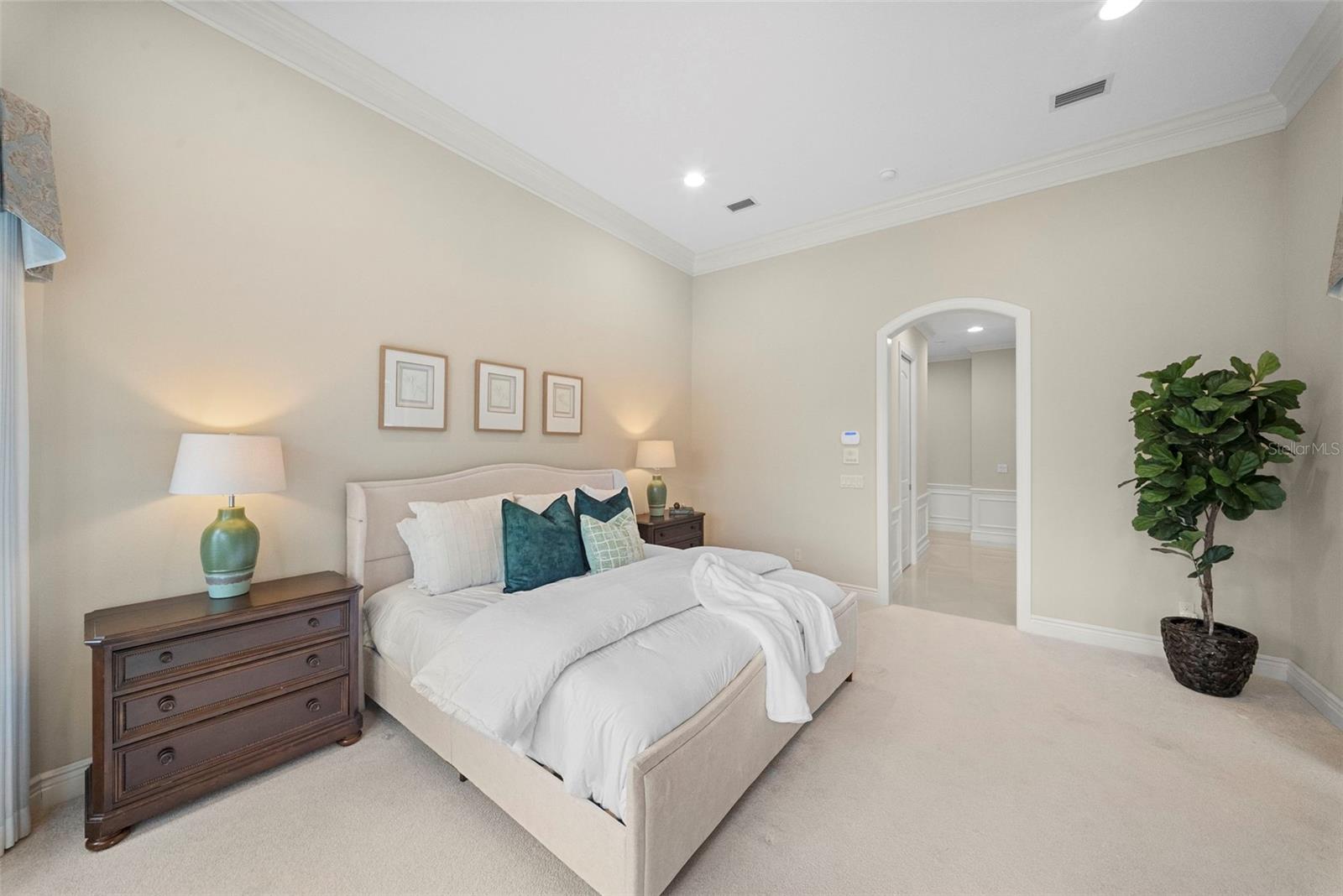 LAKE CLUB PH II UNIT 1-B - Residential