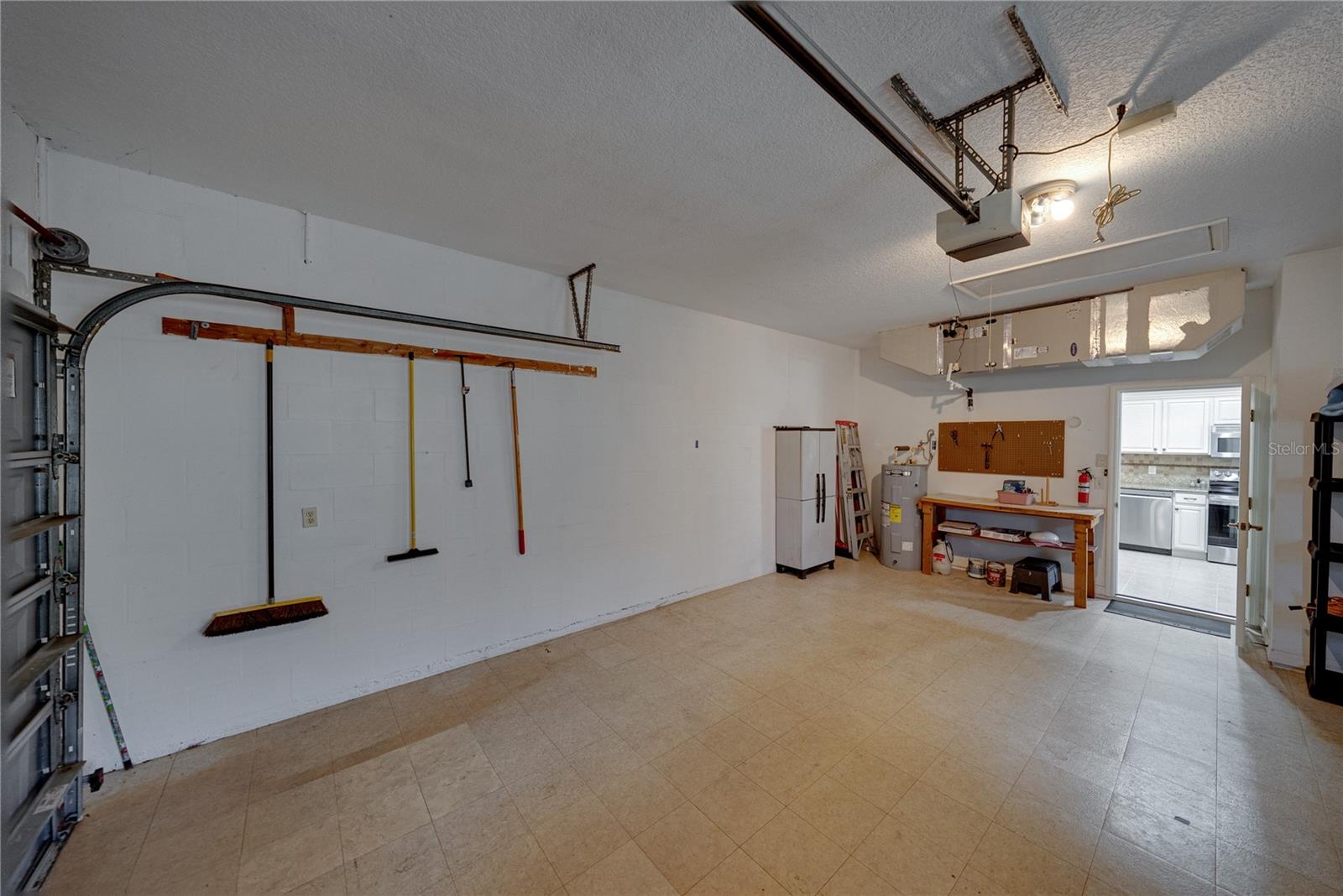 LAKE ASHTON GOLF CLUB PH 01 - Residential