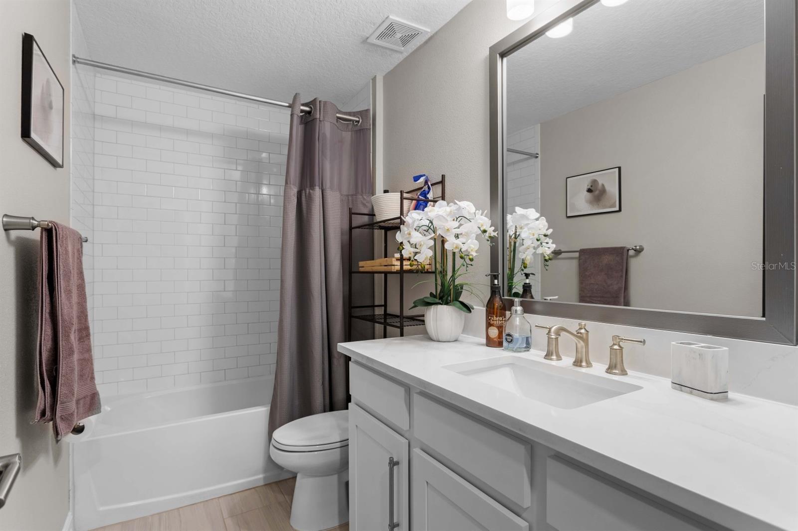 INLET SHORE TWNHMS PH 2A & 2B - Residential