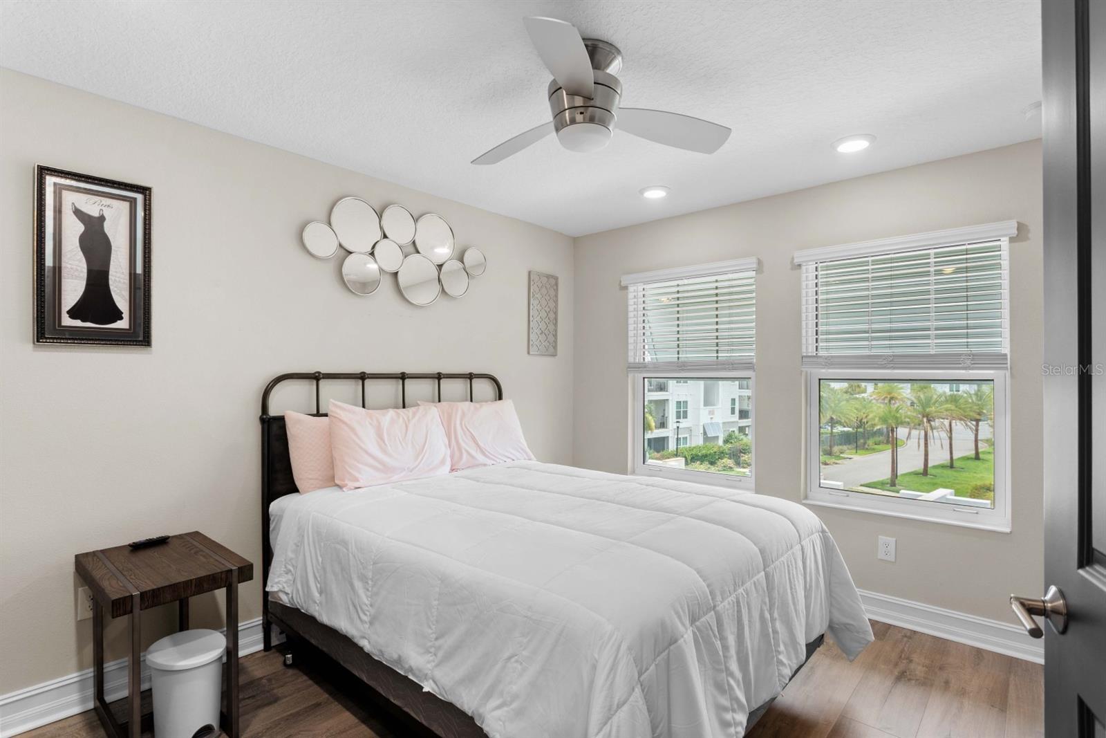INLET SHORE TWNHMS PH 2A & 2B - Residential