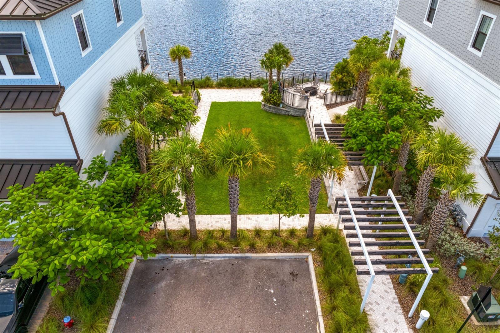 INLET SHORE TWNHMS PH 2A & 2B - Residential