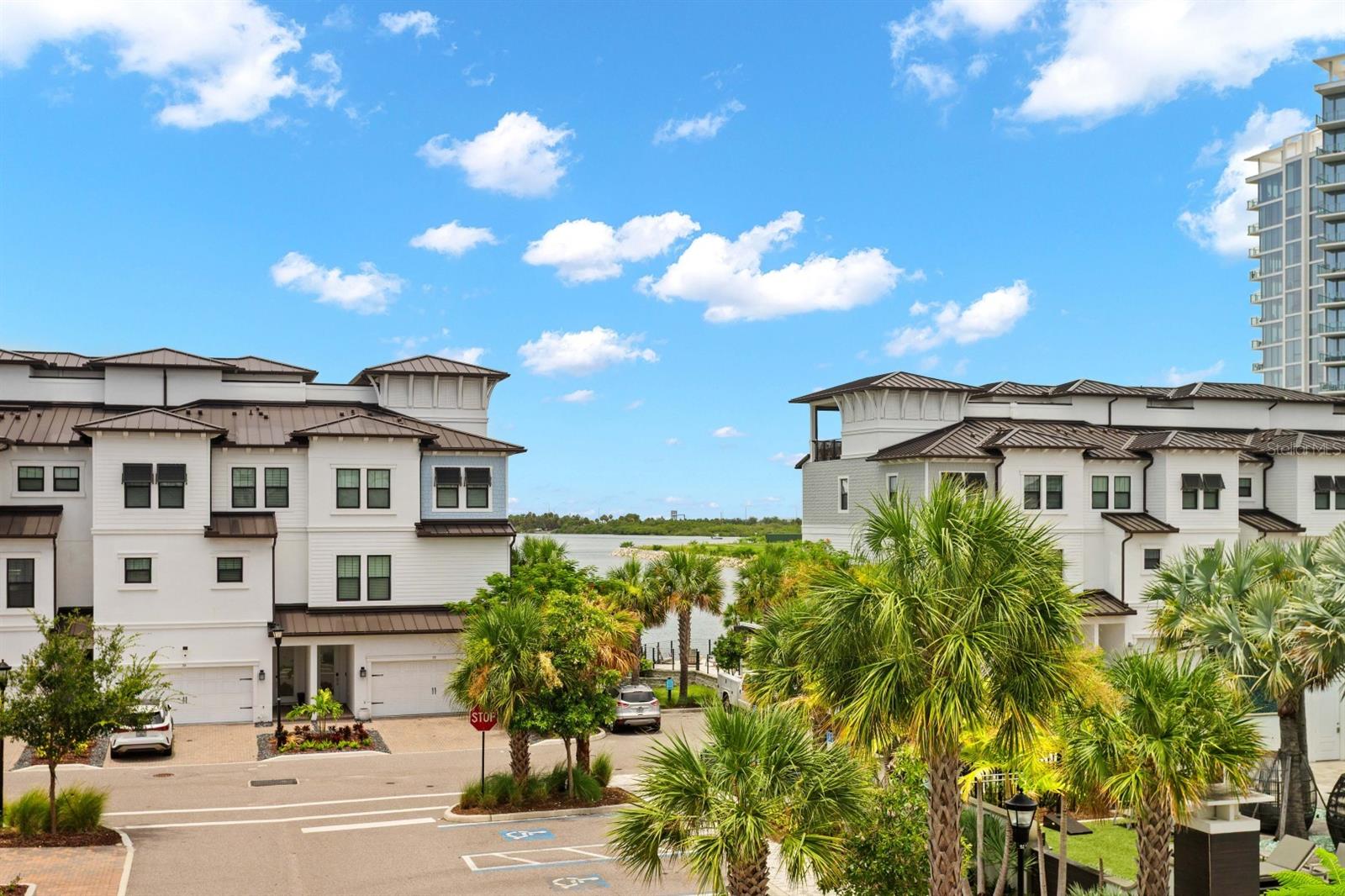 INLET SHORE TWNHMS PH 2A & 2B - Residential
