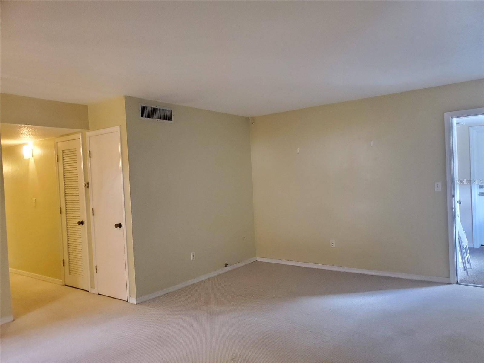 LES CHATEAUX CONDO - Residential