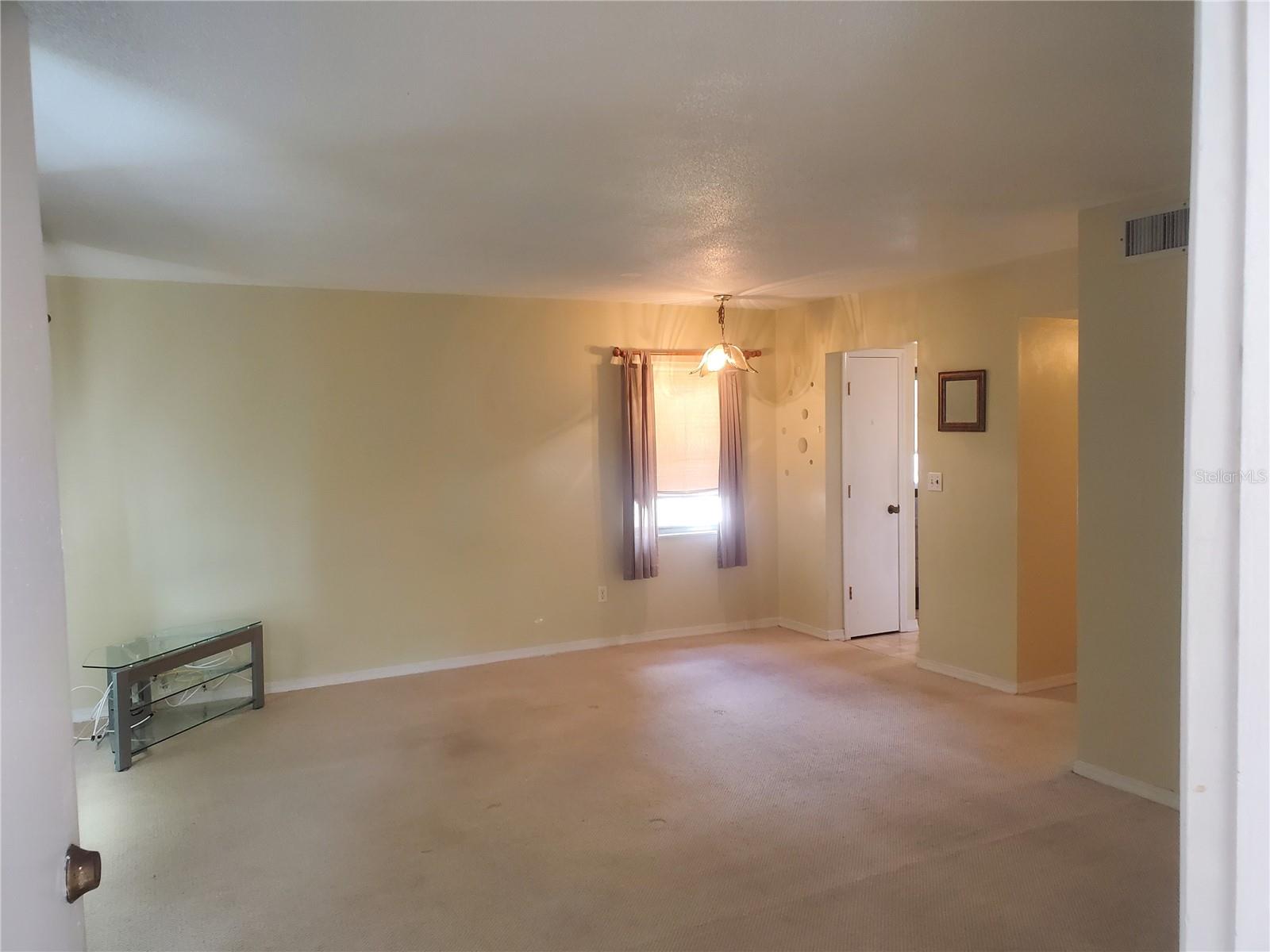 LES CHATEAUX CONDO - Residential