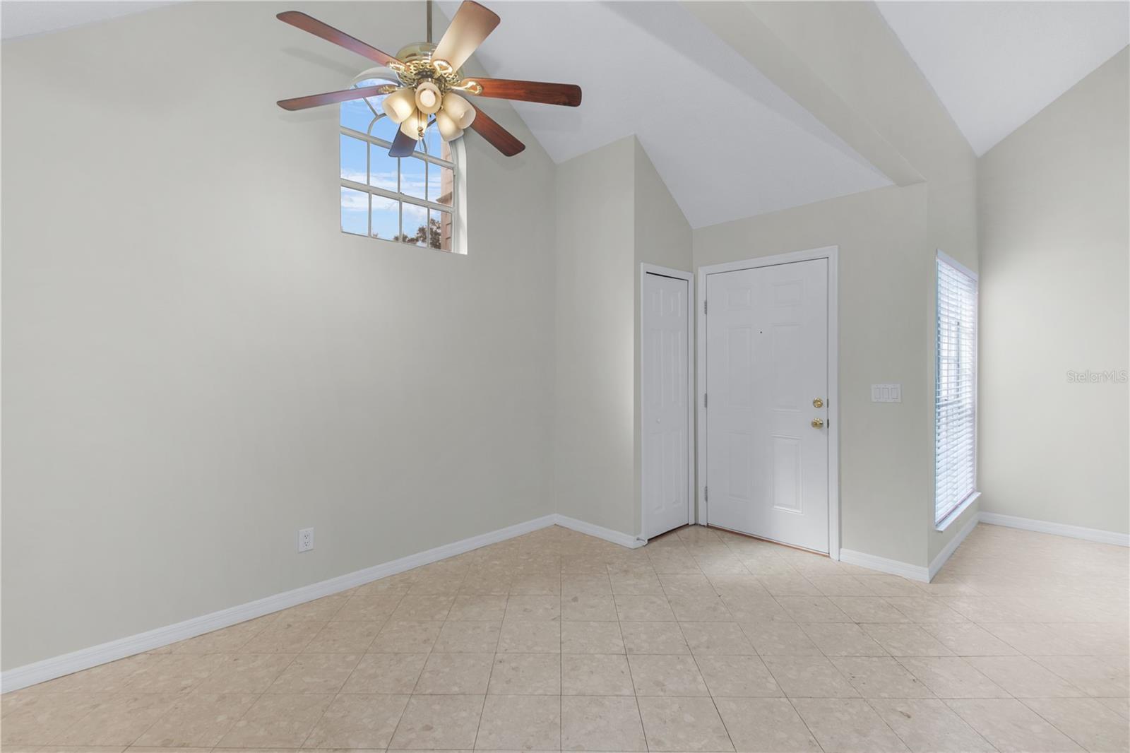 HIDDEN SPGS CONDO - Residential
