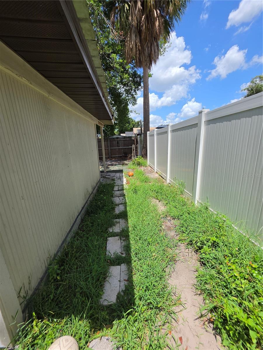 PEDDYS ADD TO BELMONT HE - Residential