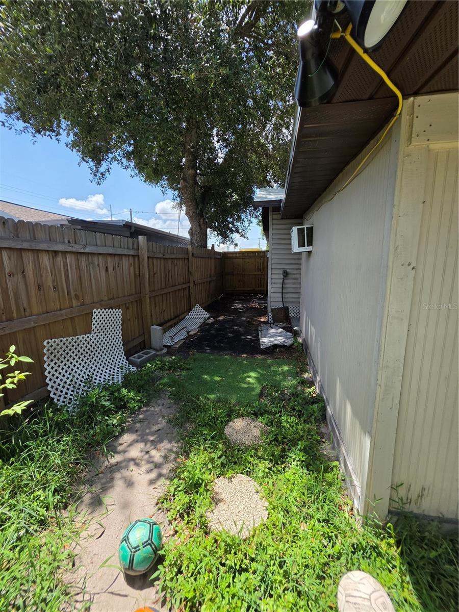 PEDDYS ADD TO BELMONT HE - Residential