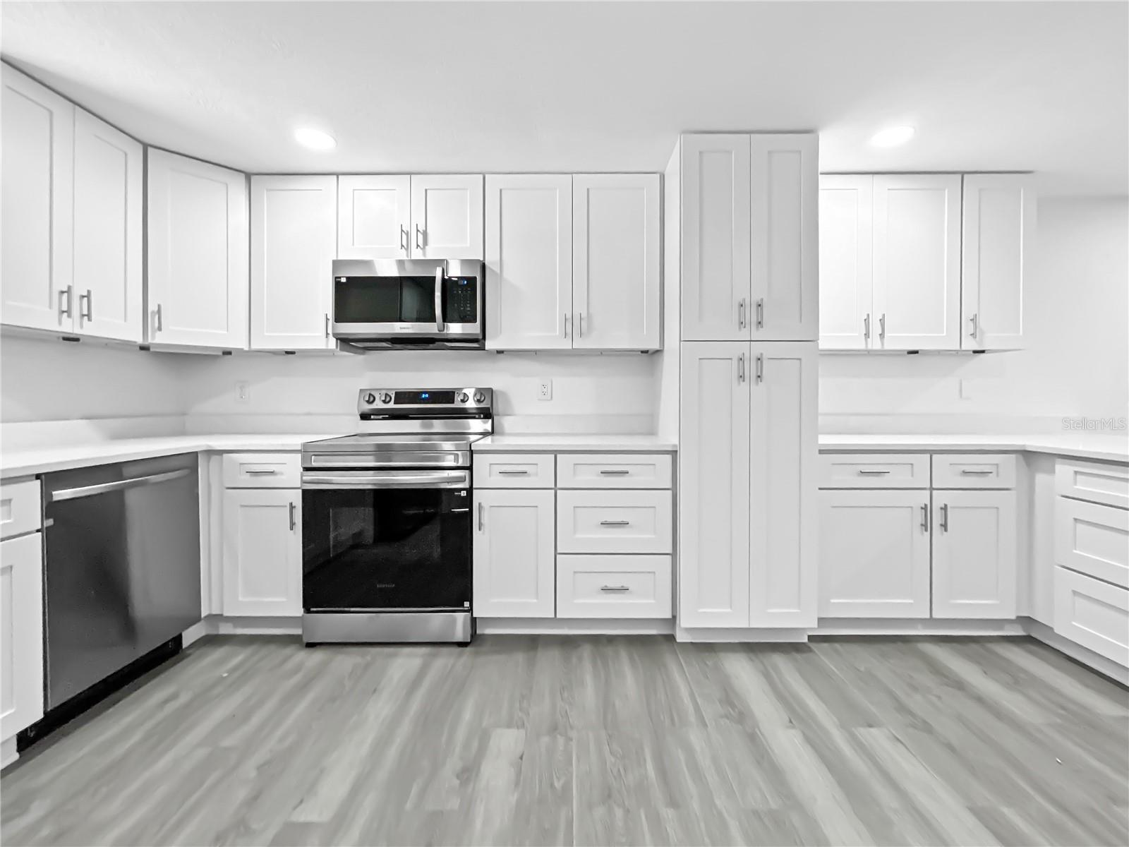 CRYSTAL PARADISE ESTATES UNIT 03 - Residential