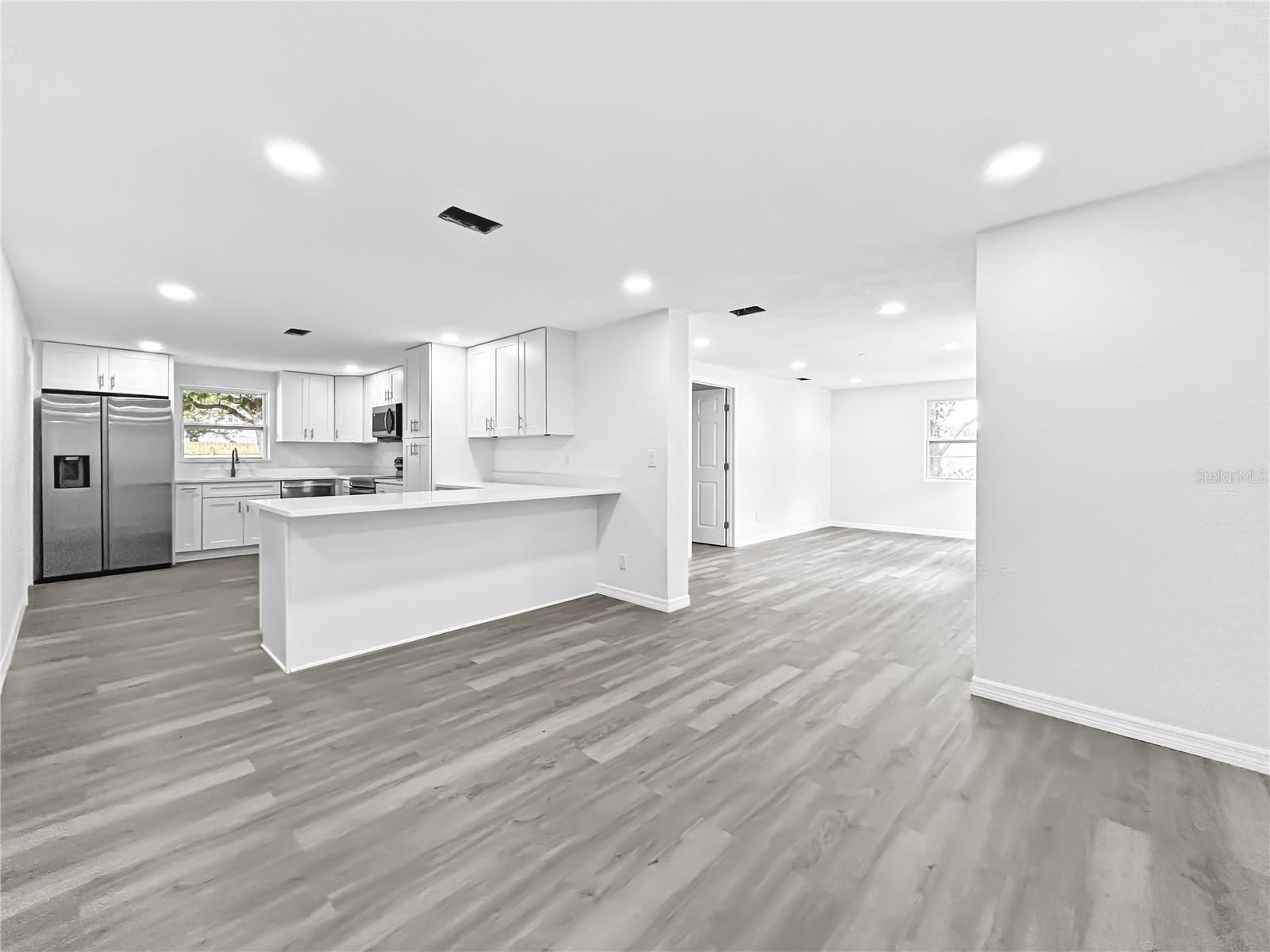 CRYSTAL PARADISE ESTATES UNIT 03 - Residential
