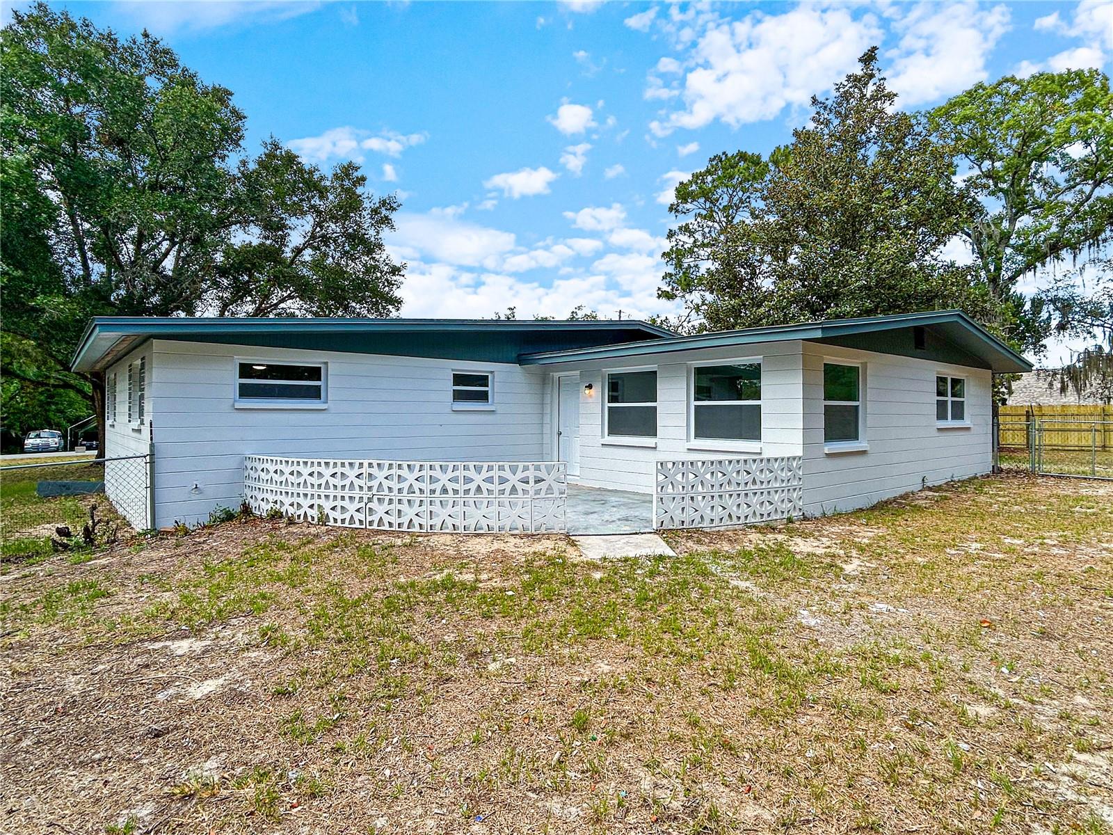 CRYSTAL PARADISE ESTATES UNIT 03 - Residential