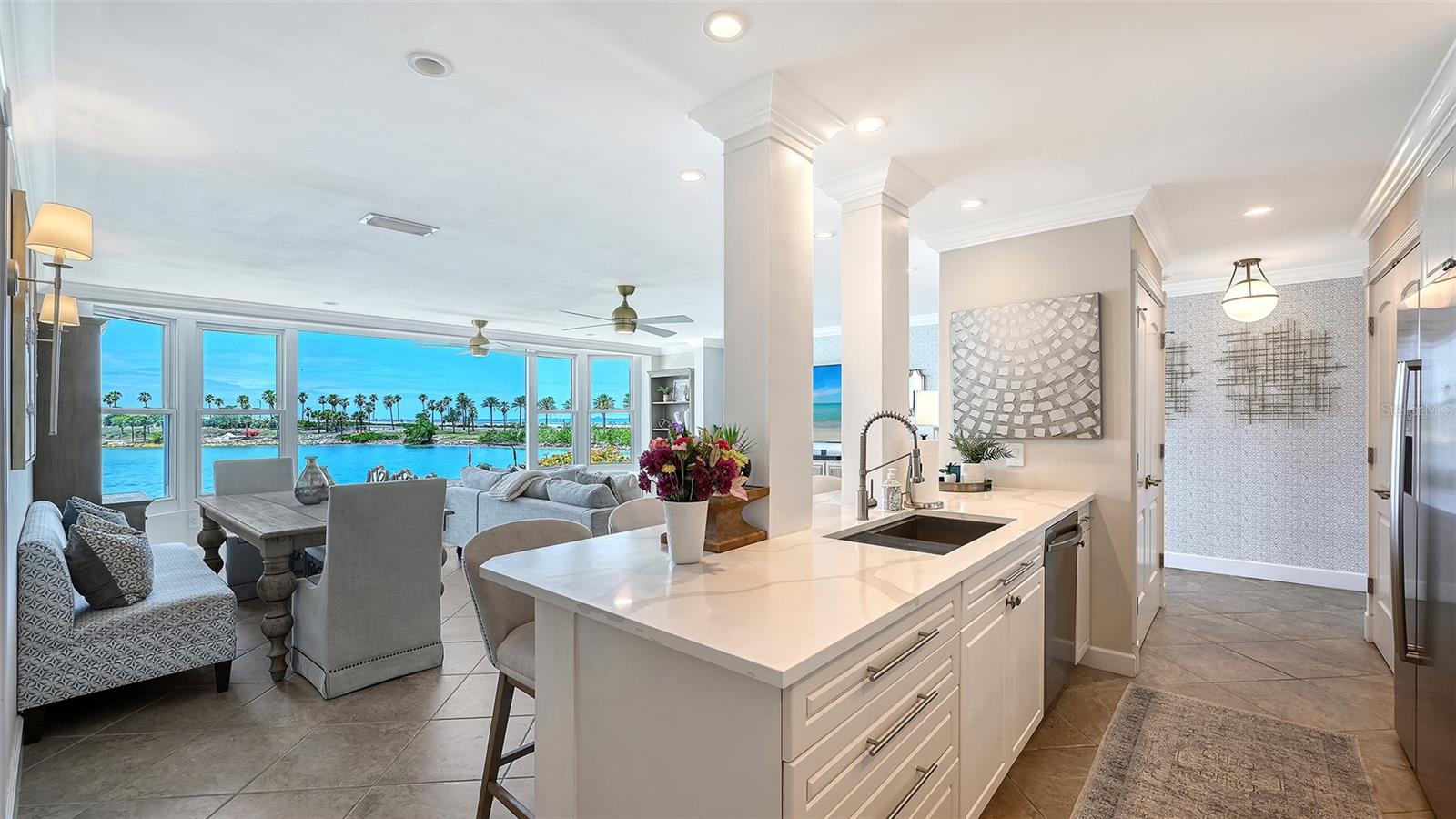 HARBOR HOUSE - Residential