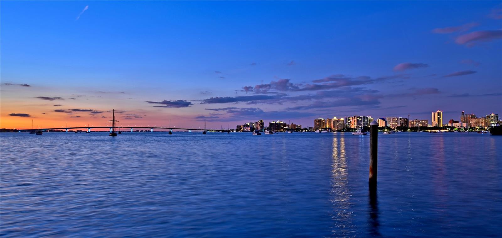 HARBOR HOUSE - Residential